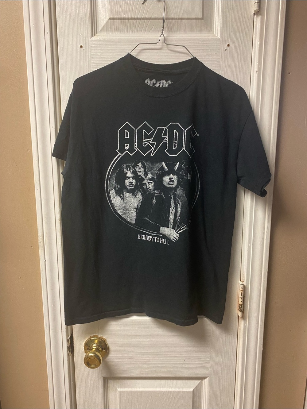 AC/DC Black 'Highway to Hell' Band Photo Graphic Tee